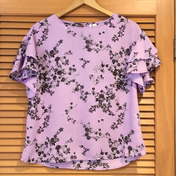 ELLE lavender short-sleeved blouse size S - Picture 1 of 6
